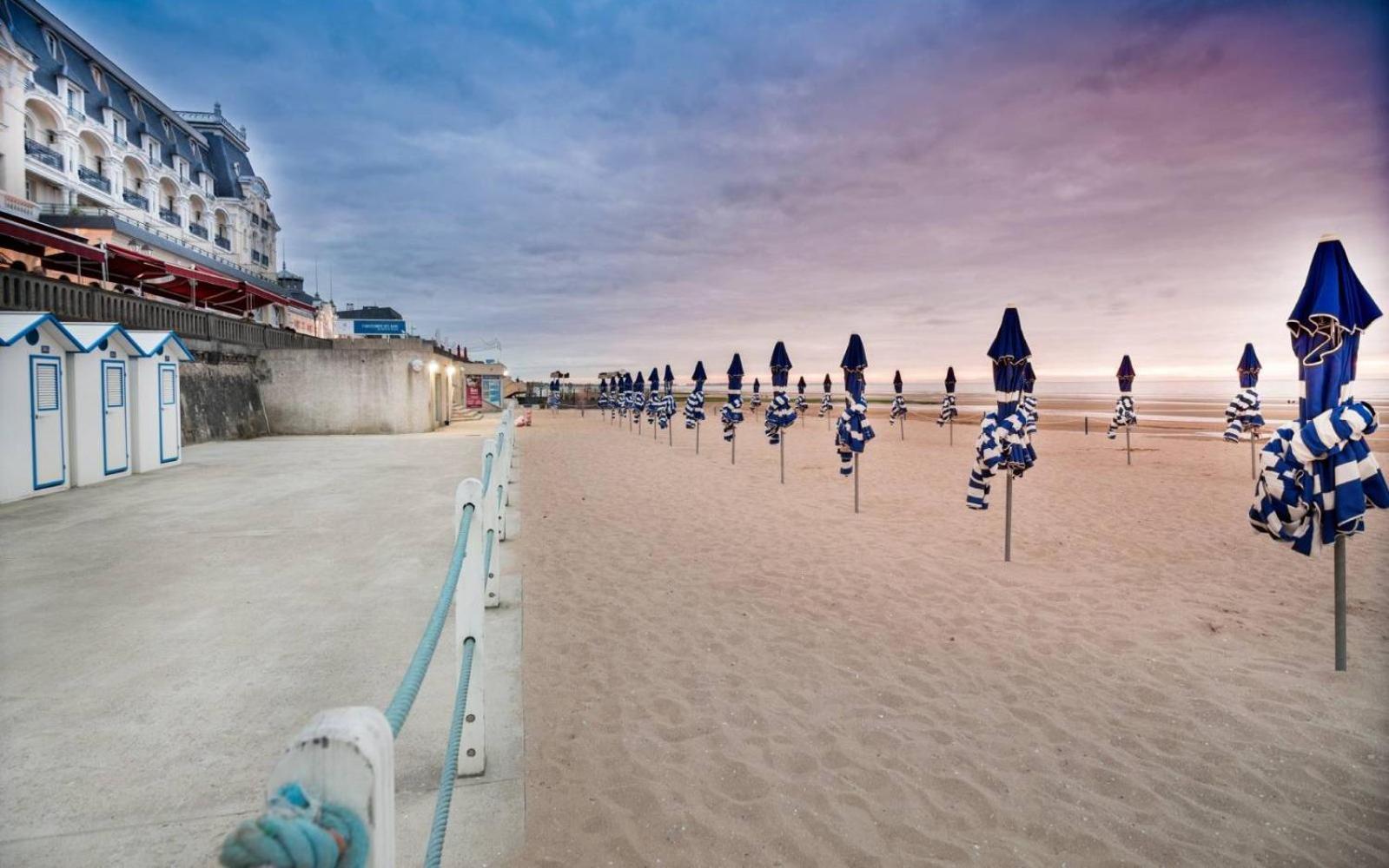 Le Nid De Plage A 100 M De La Mer Cabourg Εξωτερικό φωτογραφία